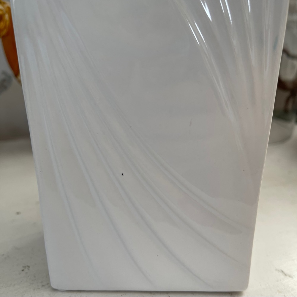 1960s Style Rectangular Vase - Picture 6 of 11